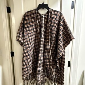 Natural Reflections Checkered Fringe Poncho